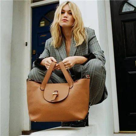 Minkoff|连老佛爷都夸的轻奢包袋，款式果然不输大牌