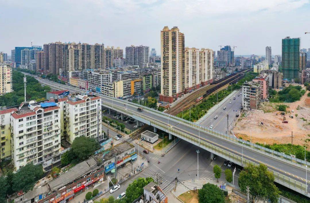 黄石阳新大冶gdp_大冶2016年GDP明明是540亿,谁拔高到了620亿(2)