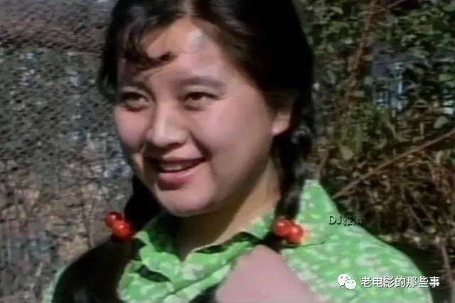 广大观众|32年后，《篱笆女人和狗》演员今昔照，走出一屋子老戏骨
