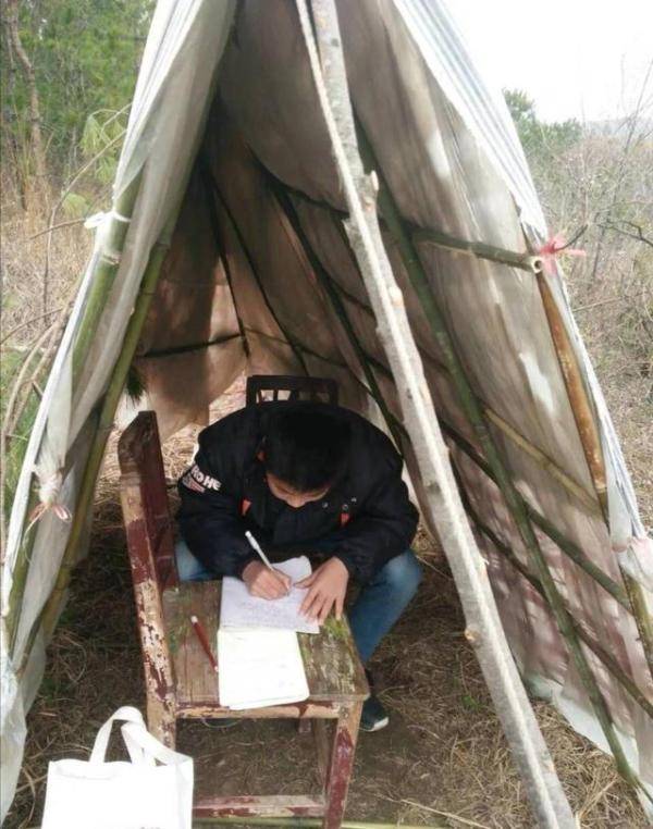 赵文熙|“上山”上网课的少年重回校园了！开学第一天他是这样过的