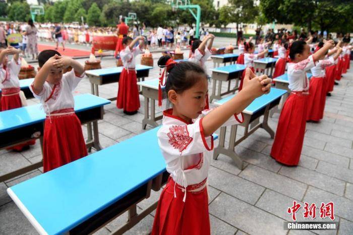 知识|古代“入学”冷知识:多大上学?有什么仪式?