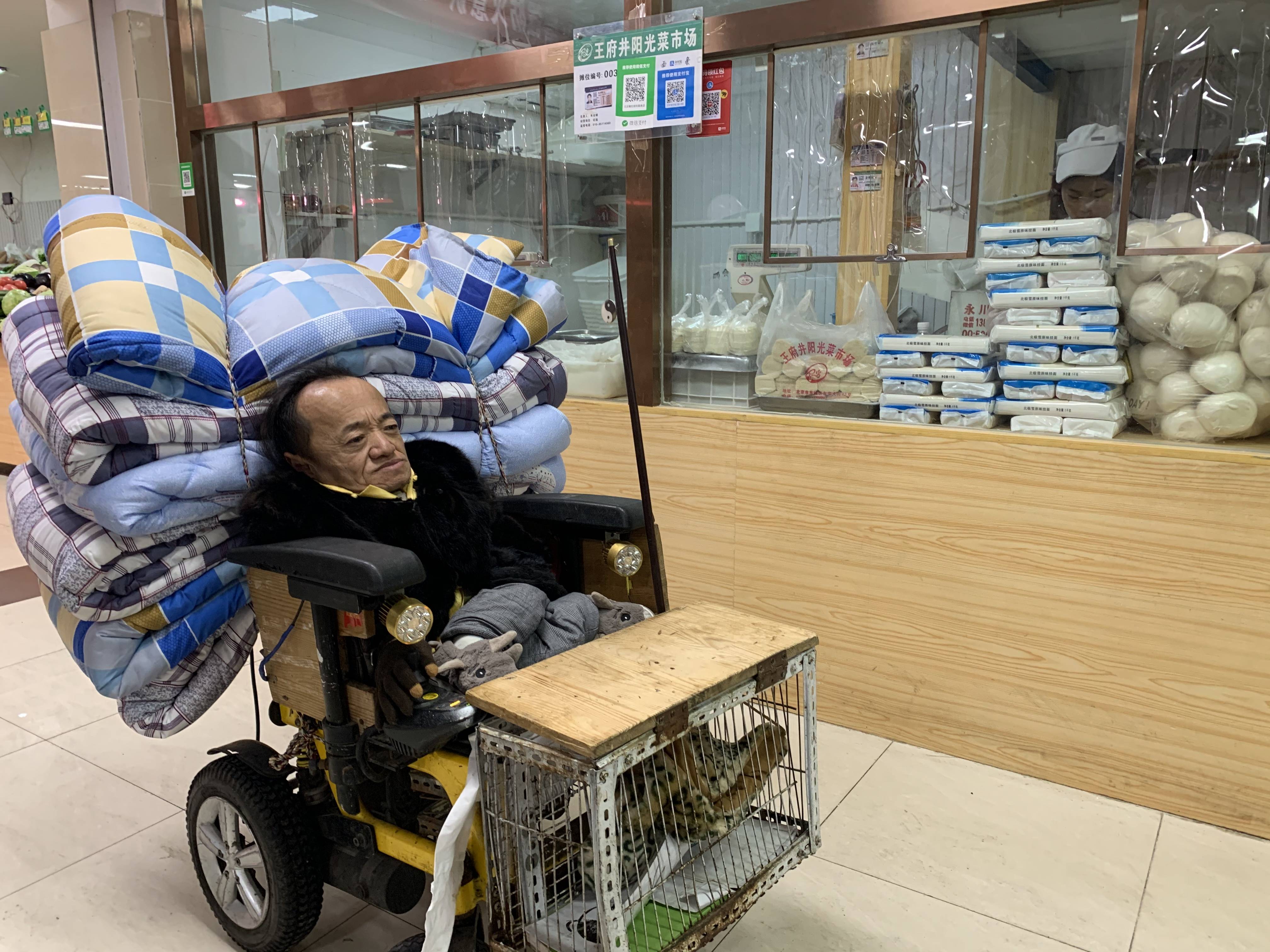 地方手作人 | 蜗居在南锣鼓巷里的剪纸人