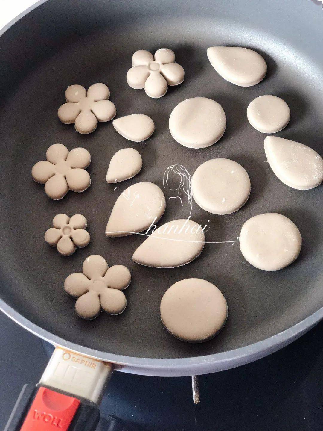 几个月可以加两顿辅食 376d3bd722e44b06b353e099a5165094.jpeg