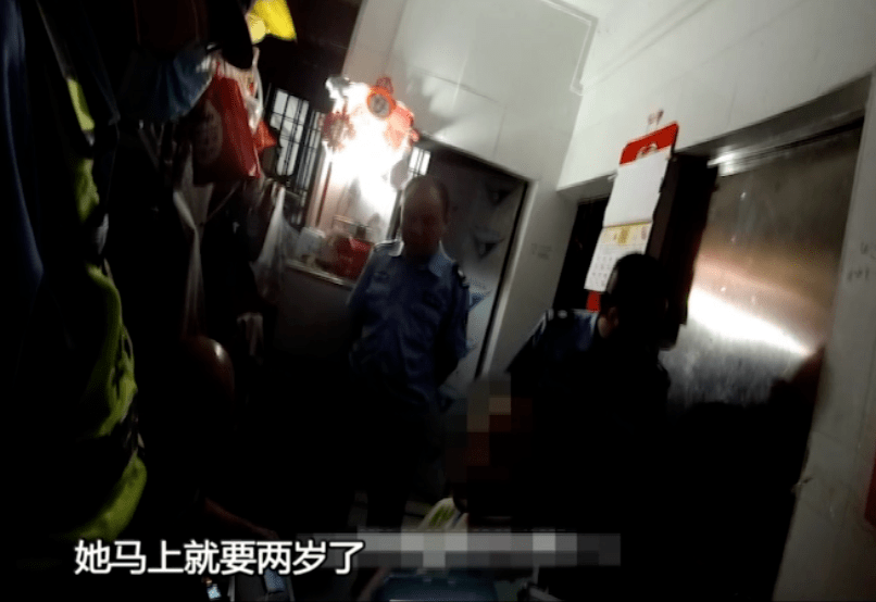 哥哥|1岁妹妹被反锁在房间，5岁哥哥一招智救