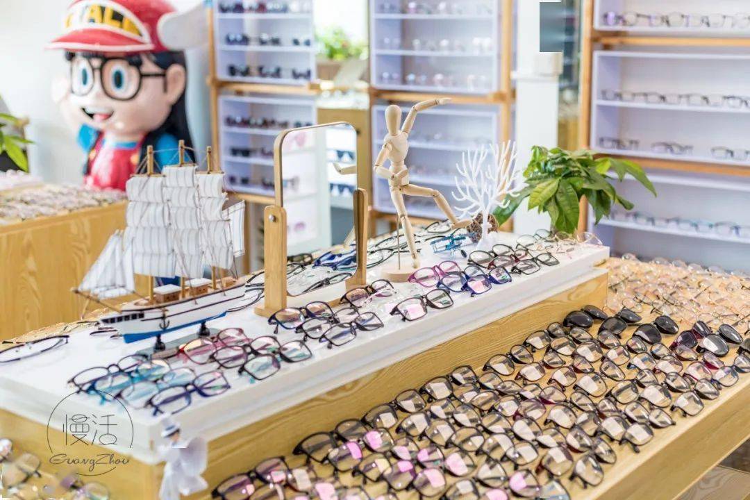 镜片|99元配防蓝光镜，告别“土黑框”和“啤酒瓶底”，高度近视应该这样挑眼镜！
