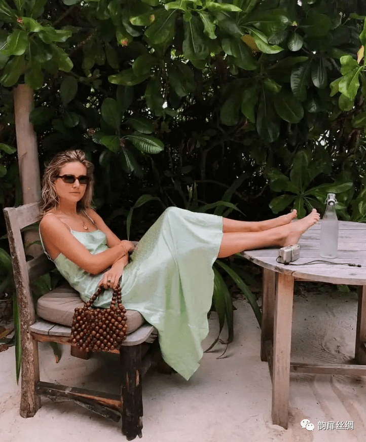 丝绸|30岁+的轻熟女，穿上丝绸家居服装才是自己