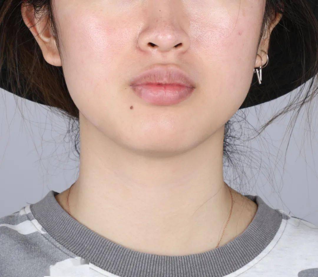 大牌|粉底越大牌越好用？测完这6款粉底之后我惊呆了！