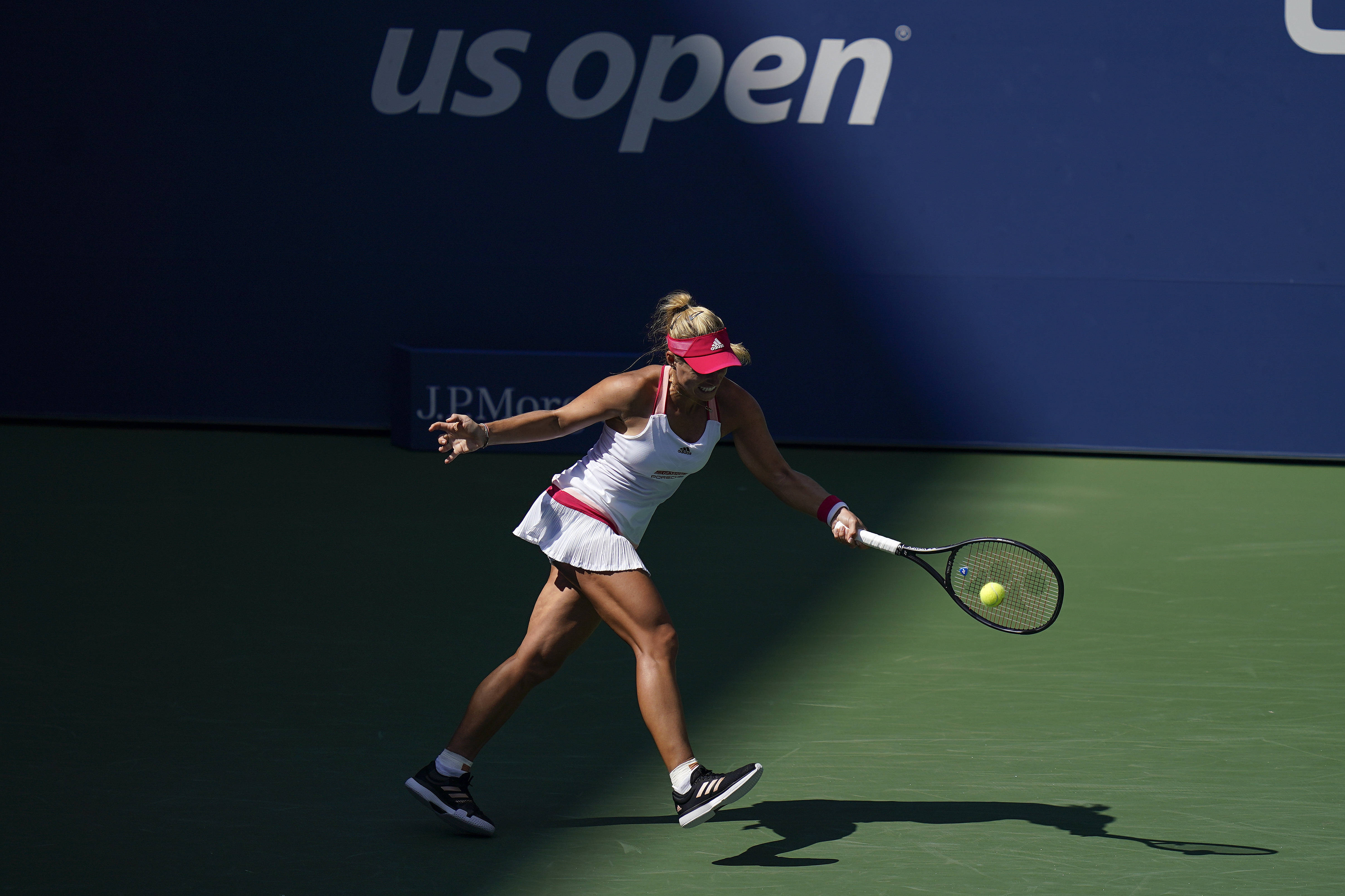 新华社/欧新新华社/美联当日,在美国纽约进行的美国网球公开赛女单第