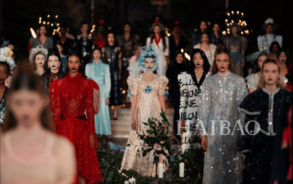 &|爆米花|哈里&梅根夫妇进军娱乐圈?Tilda和大魔王同台飙气场,谁赢了?