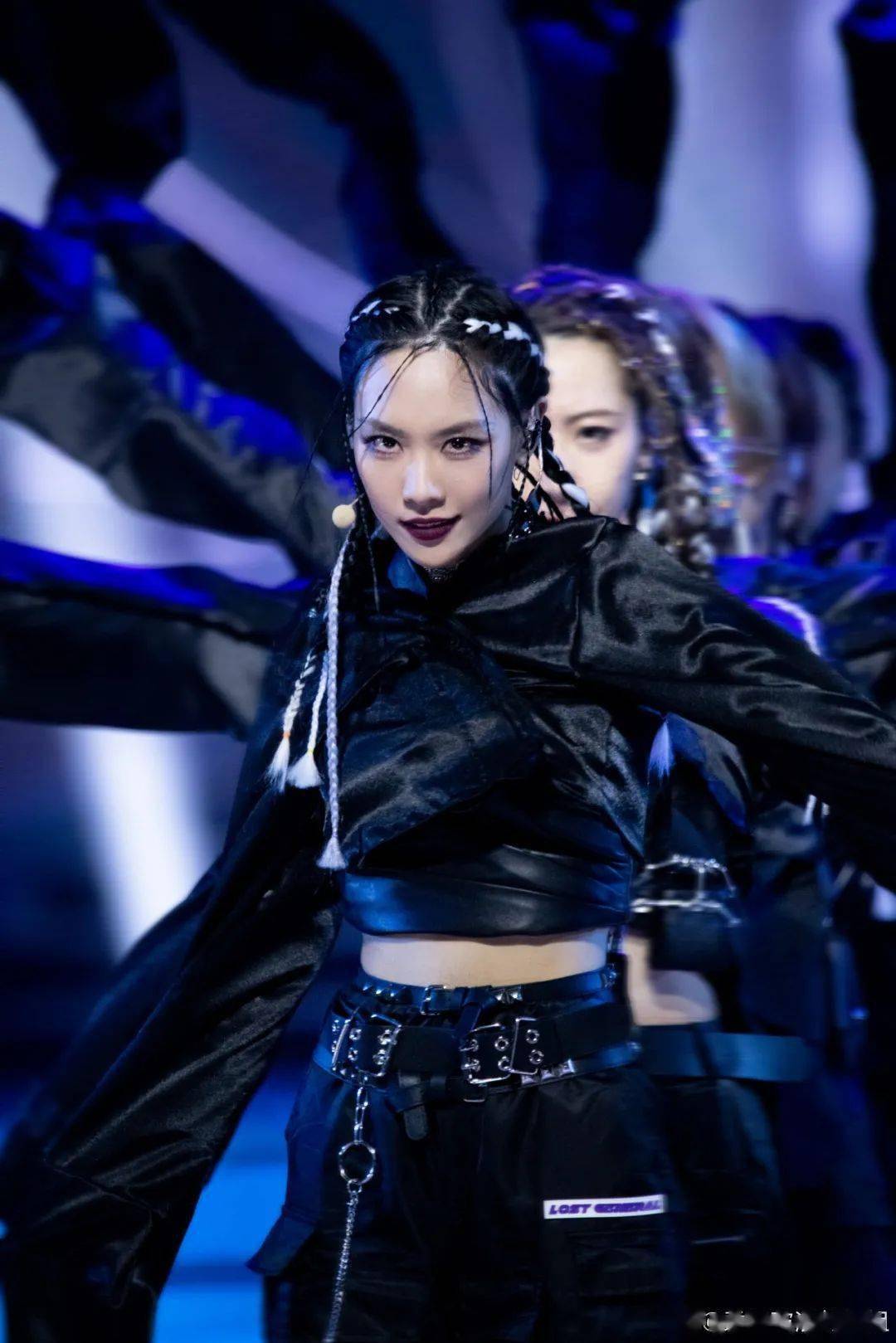 女明星|业务能力超强的女明星，没想到带起货来也这么牛！