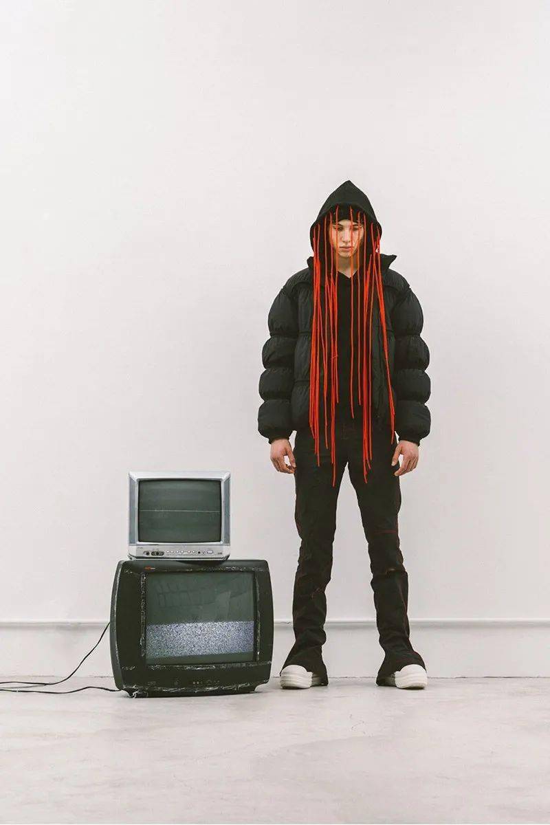 Scott|潮事 | Travis Scott 会抱着麦乐鸡块睡觉吗？