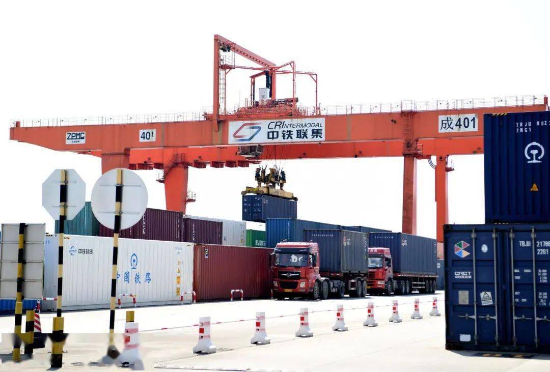 国铁集团GDP_2020年中国铁路行业市场分析 一季度固定投资跌破800亿 基建企业迎来万亿资金利好(2)