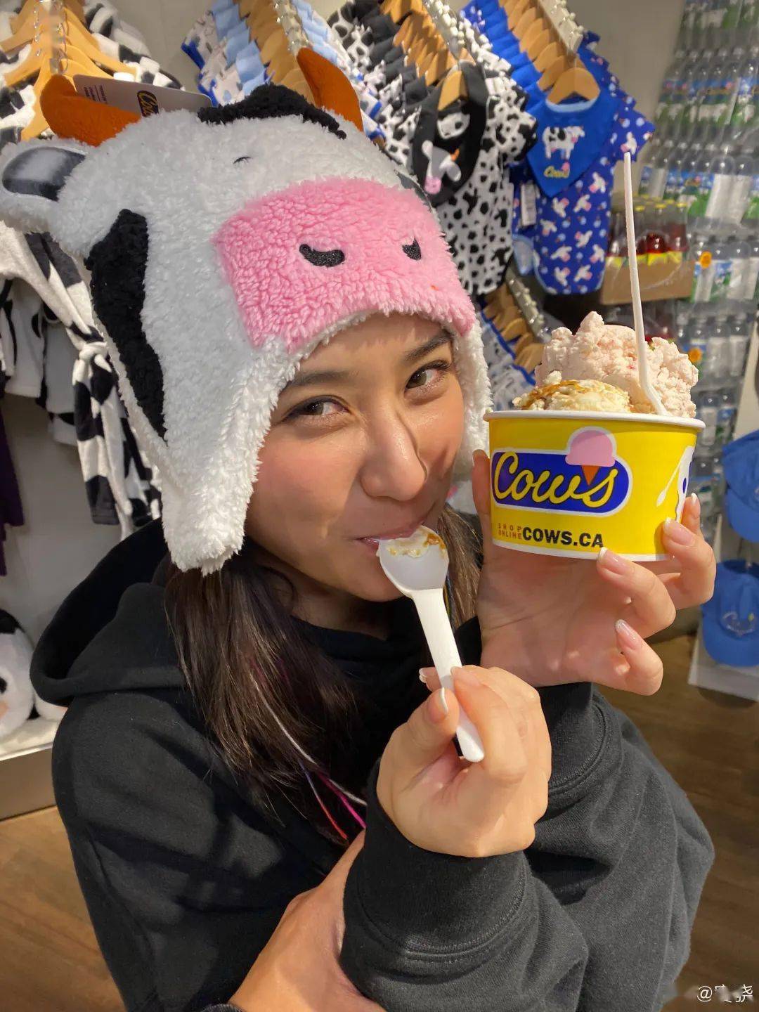 窦骁|赌王千金何超莲和窦骁要修成正果了？她可能是最“接地气”的大小姐了！