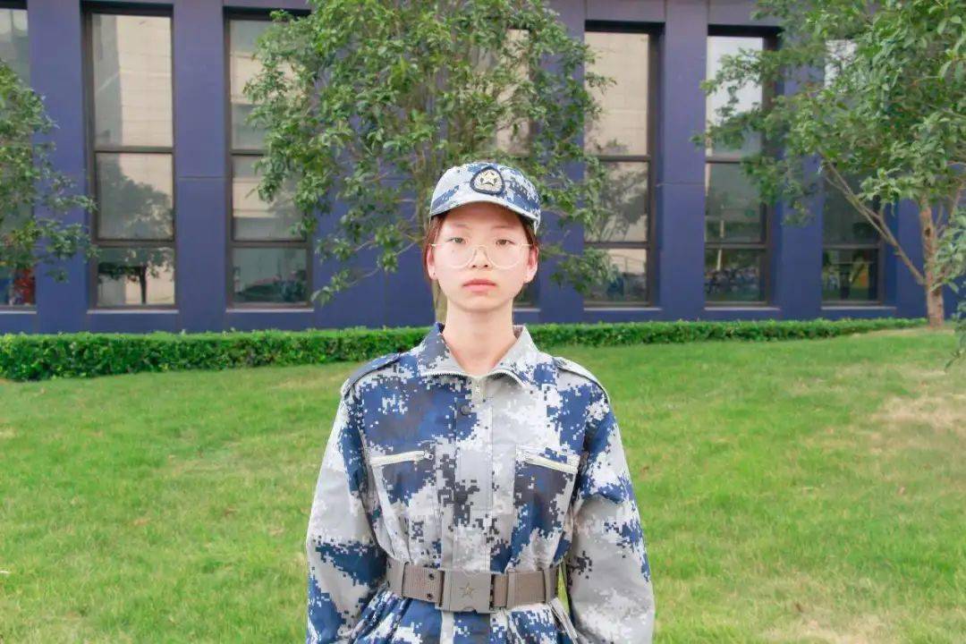 只有经过"苦"的洗涤,杜瑜华有战胜困难的坚强信心.