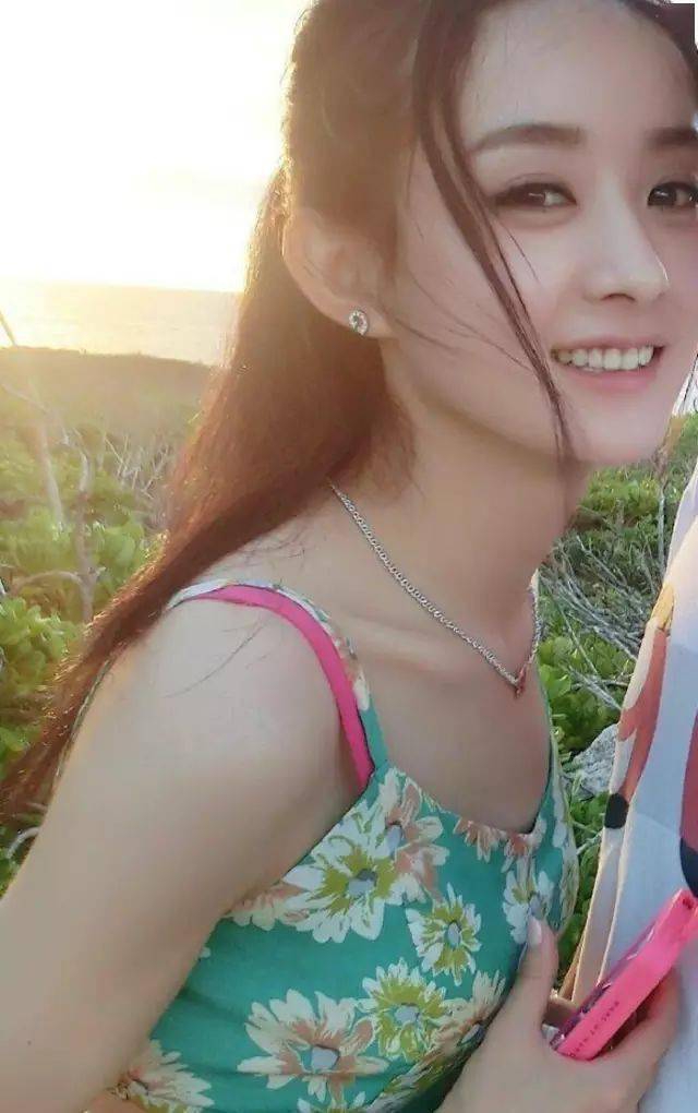 正方形脸|发型拯救不了你脸型，但配合穿搭就可以！