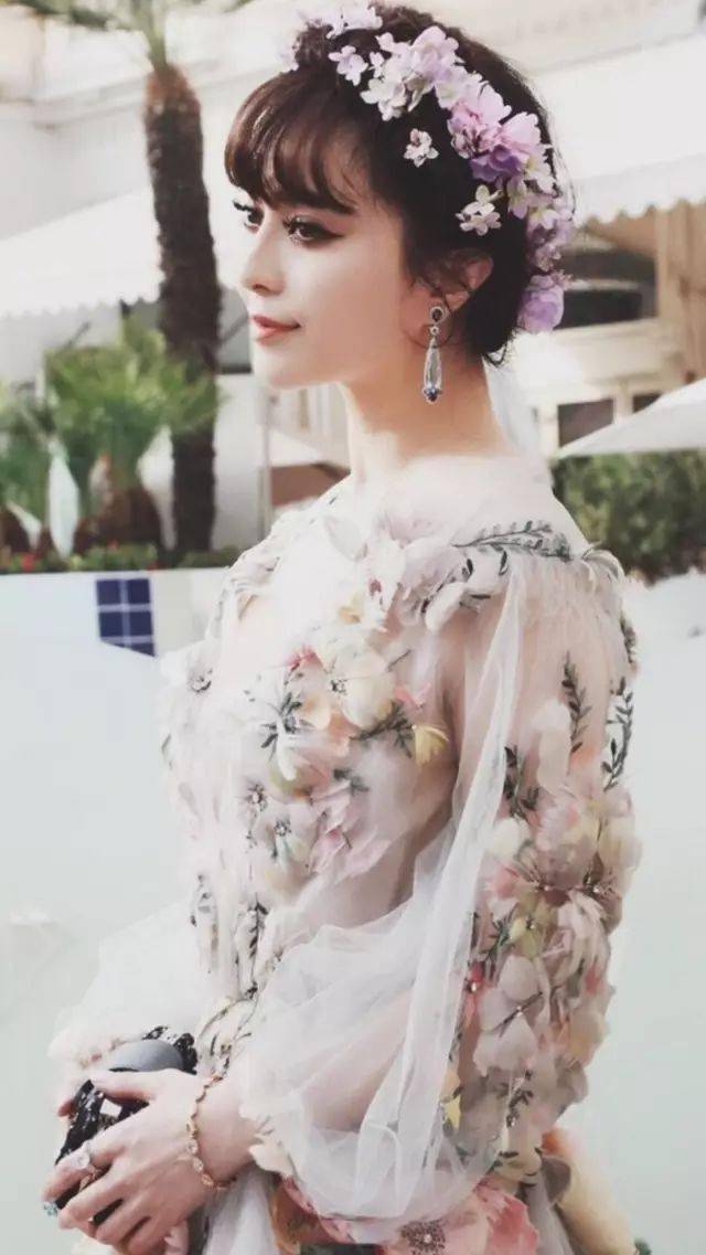 正方形脸|发型拯救不了你脸型，但配合穿搭就可以！