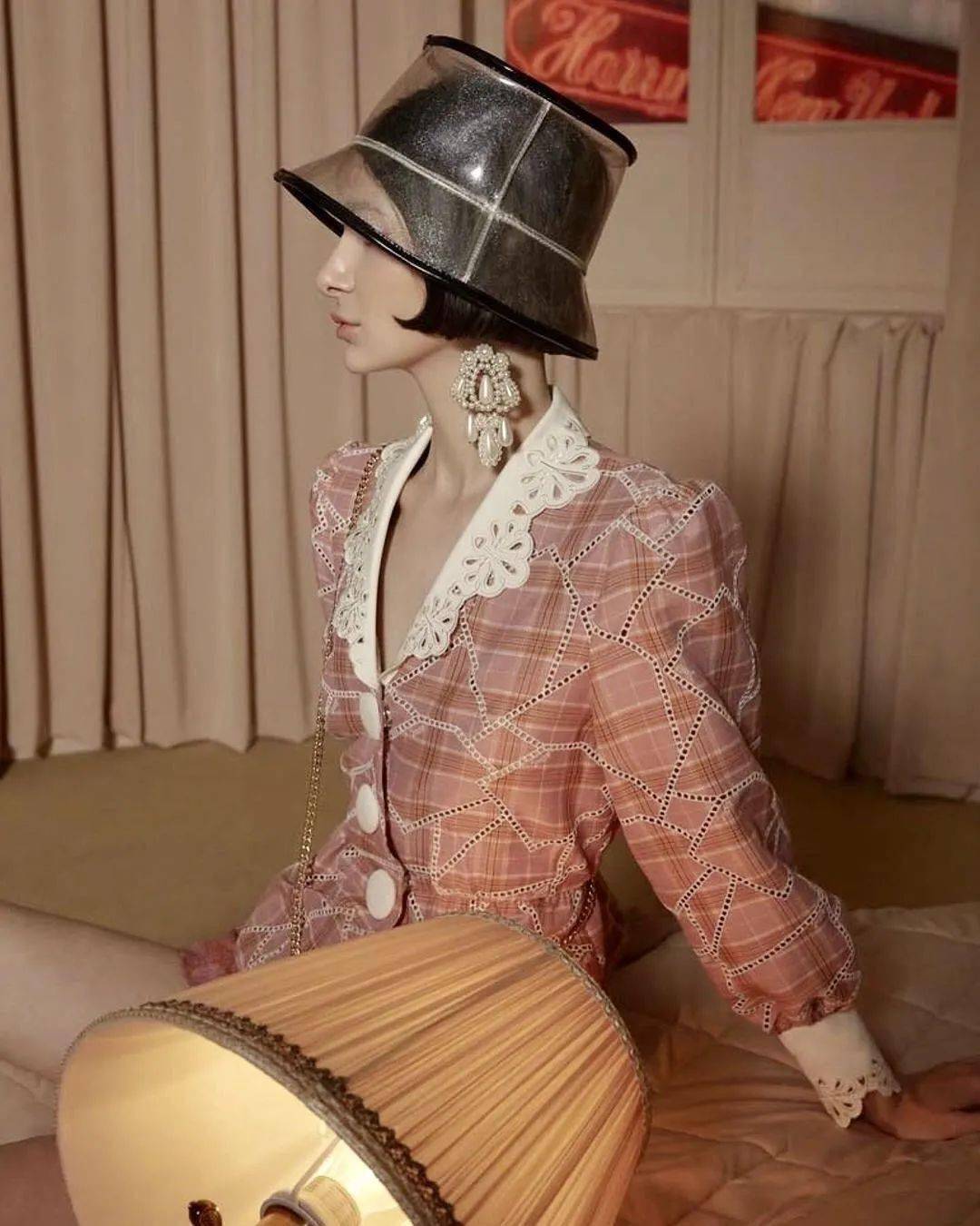 Pose|做过DJ、搞过造型！Pameo Pose用「天鹅湖」延伸复古美学