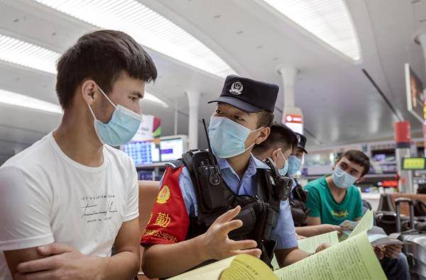 公安处|各地铁路公安机关为大学生返校保驾护航