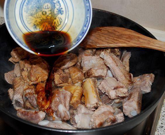 玉米|排骨软烂,玉米香嫩,超级好吃玉米烧排骨堪称一绝