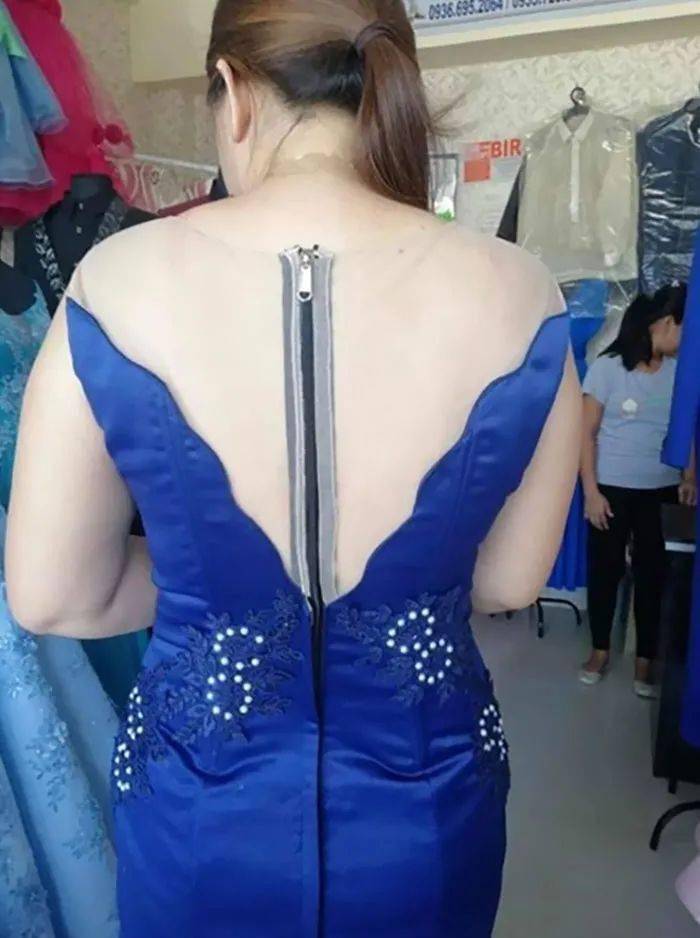 设计的|这衣服是鬼设计的吗？已经跟不上潮流了？