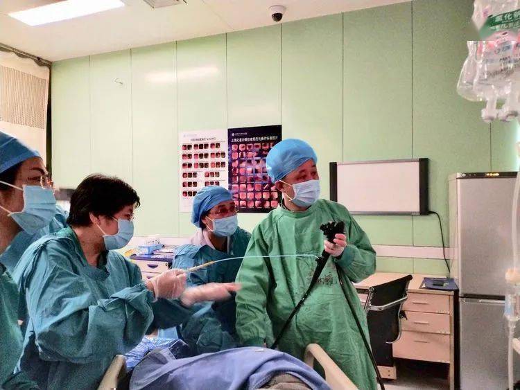 "痔"在必得!一例大肠息肉合并痔疮出血内镜微创治疗实录