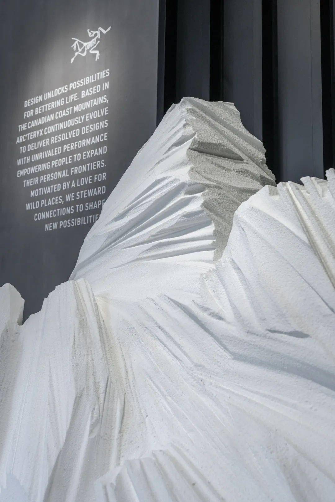 Outdoor|飞向「潮流」一端的ARC'TERYX始祖鸟,还有什么值得我们去探索