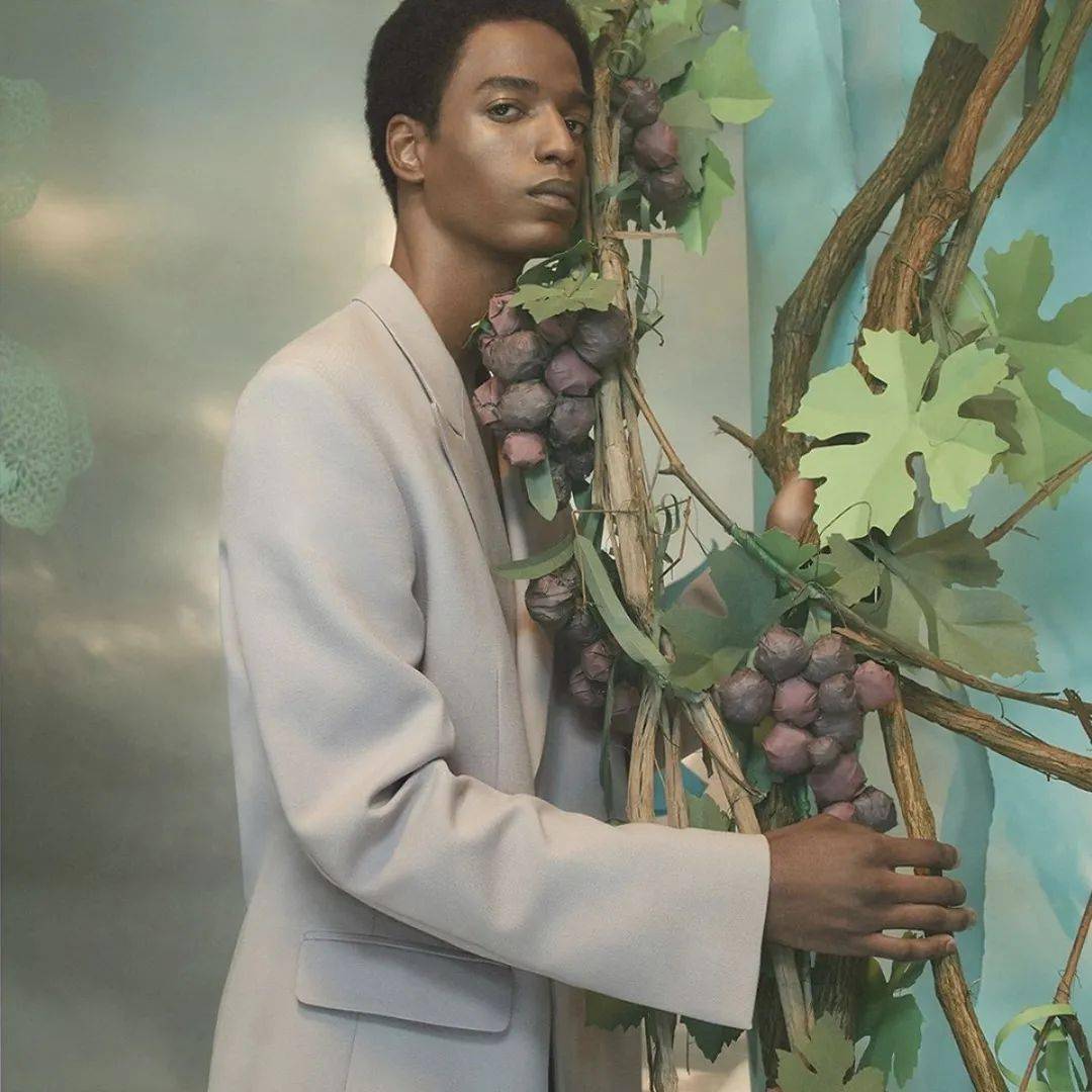 王一|香菜味的新品香水?怕是只有王一博会喜欢....