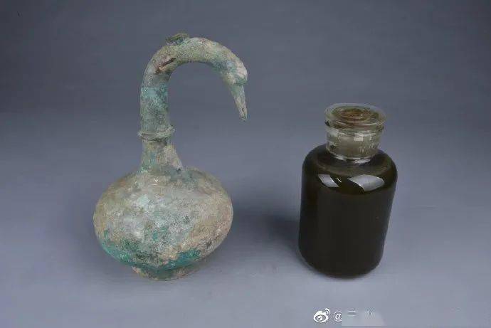 液体|河南出土青铜壶内不明液体查明:西汉古酒