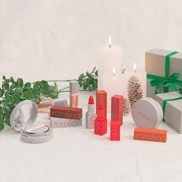 郑瑄茉|BLACKPINK回归造型都是天价？深扒明星化妆师用什么！