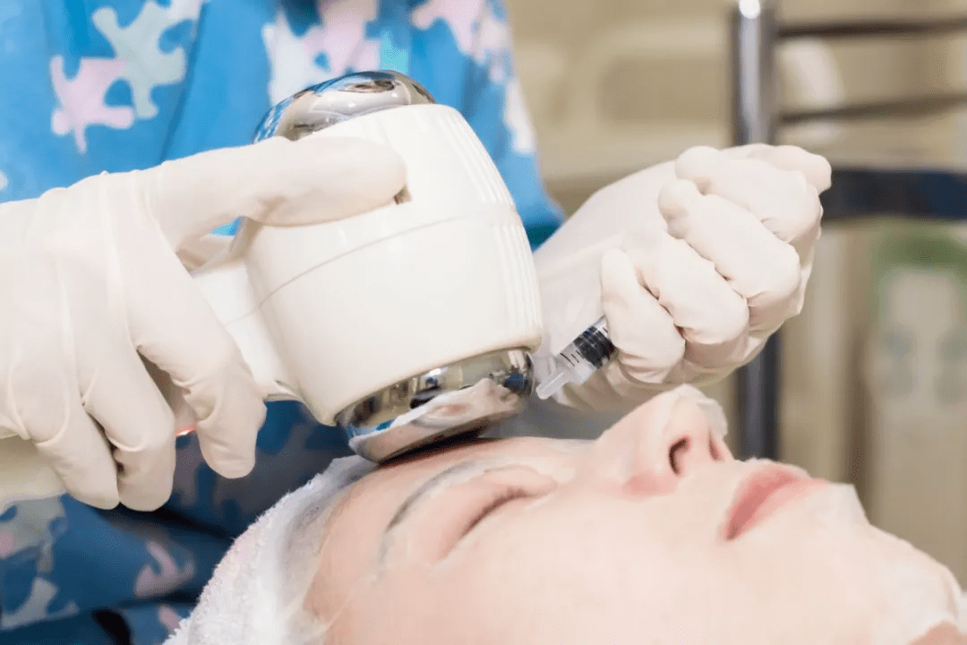 小气泡|花9块钱在福州这家店做了医美,做完就后悔了!