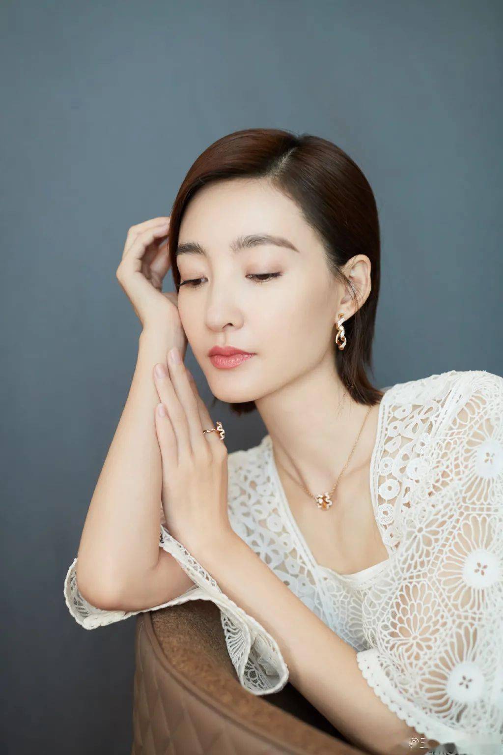 画眉|美人计 | 眉毛=美貌,女明星们画眉的时间可比底妆长多了!