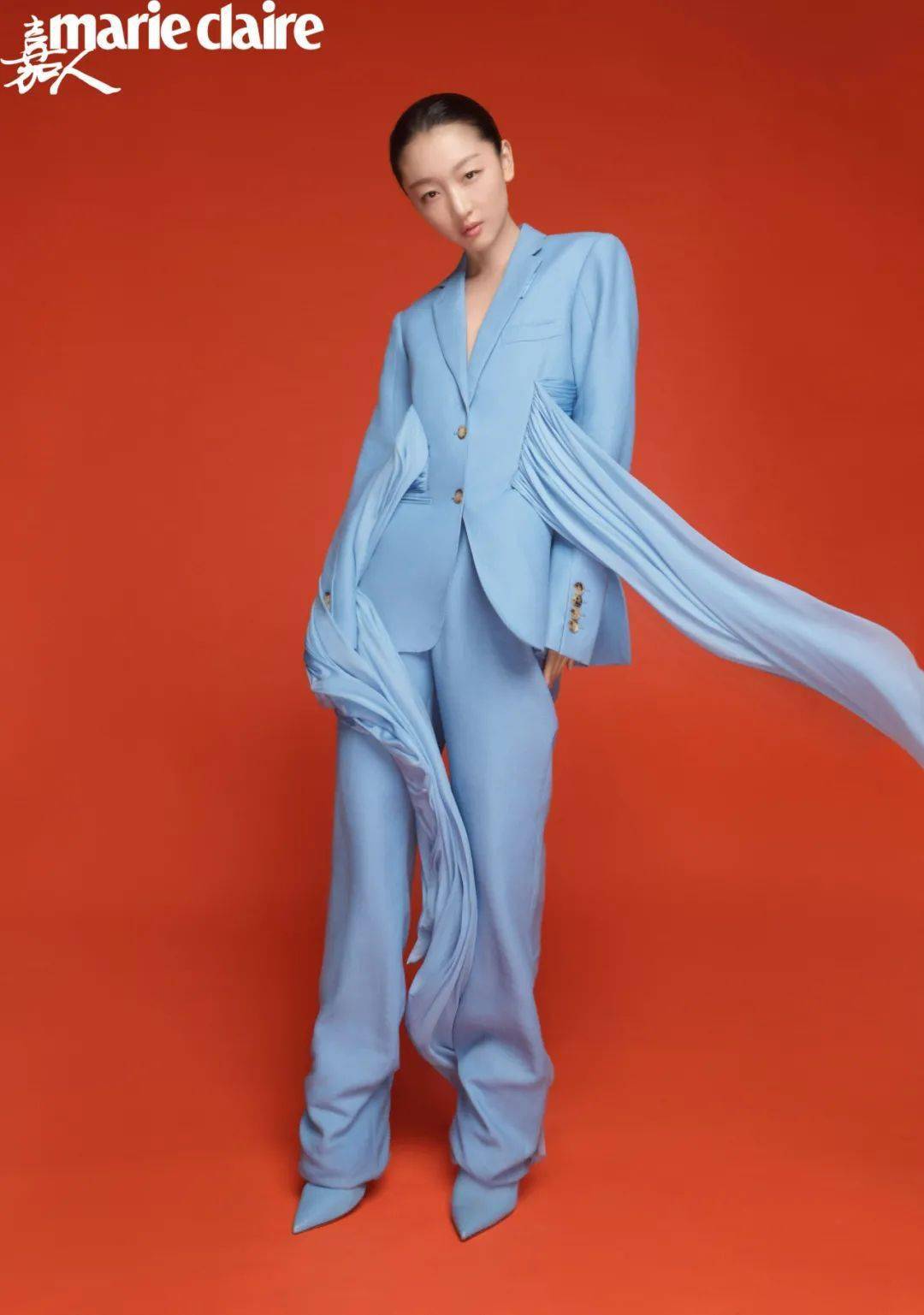 兰蔻菁|周冬雨的反转多重魅力