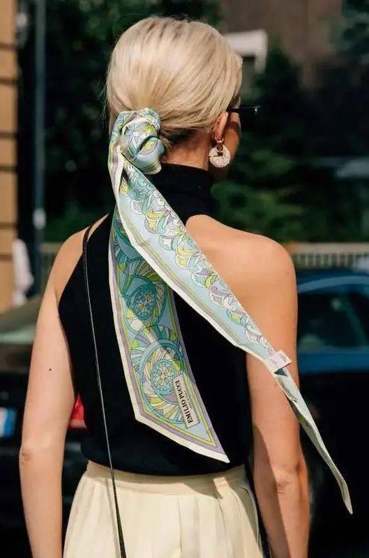 杨采钰|学杨采钰 欧阳娜娜的丝巾百搭法！秒变气质女神…