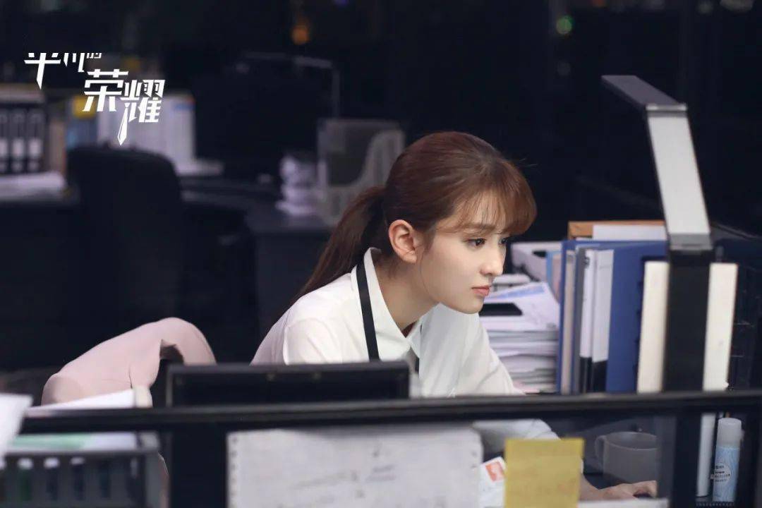 图片|十分钟搞定“通勤妆”？乔欣真的做到了！