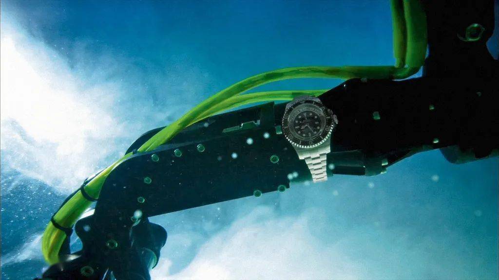 装下|能装下最深之海的腕表