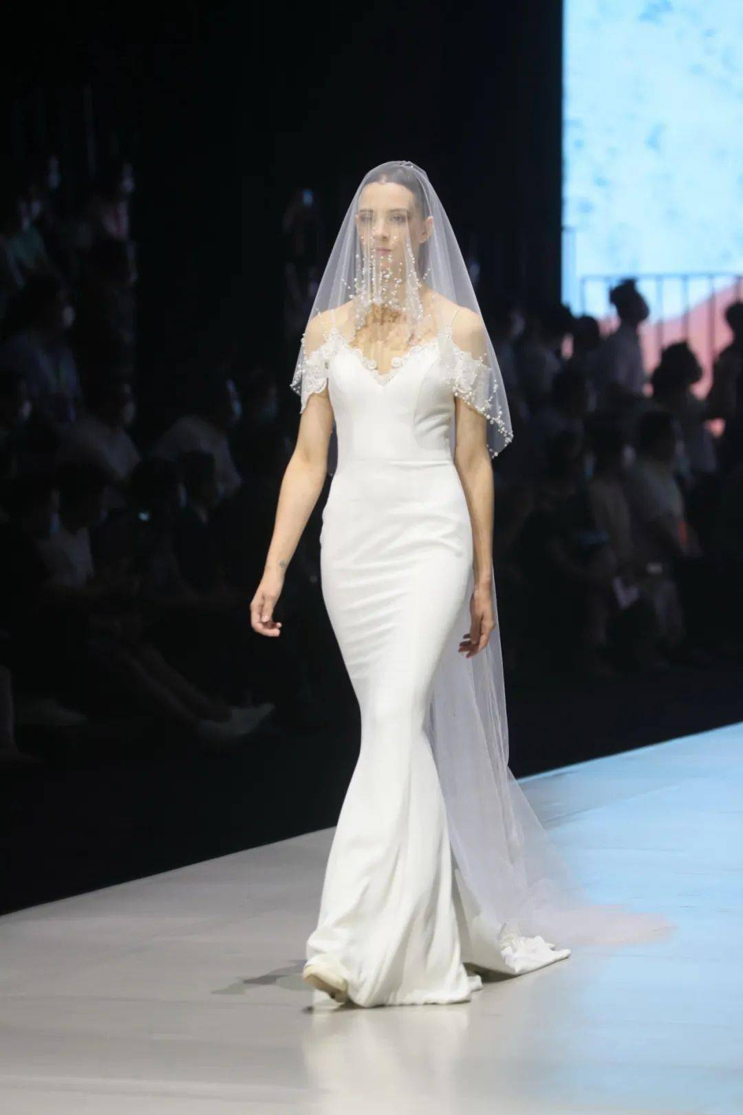 大连|久等了！婚纱大秀登场！