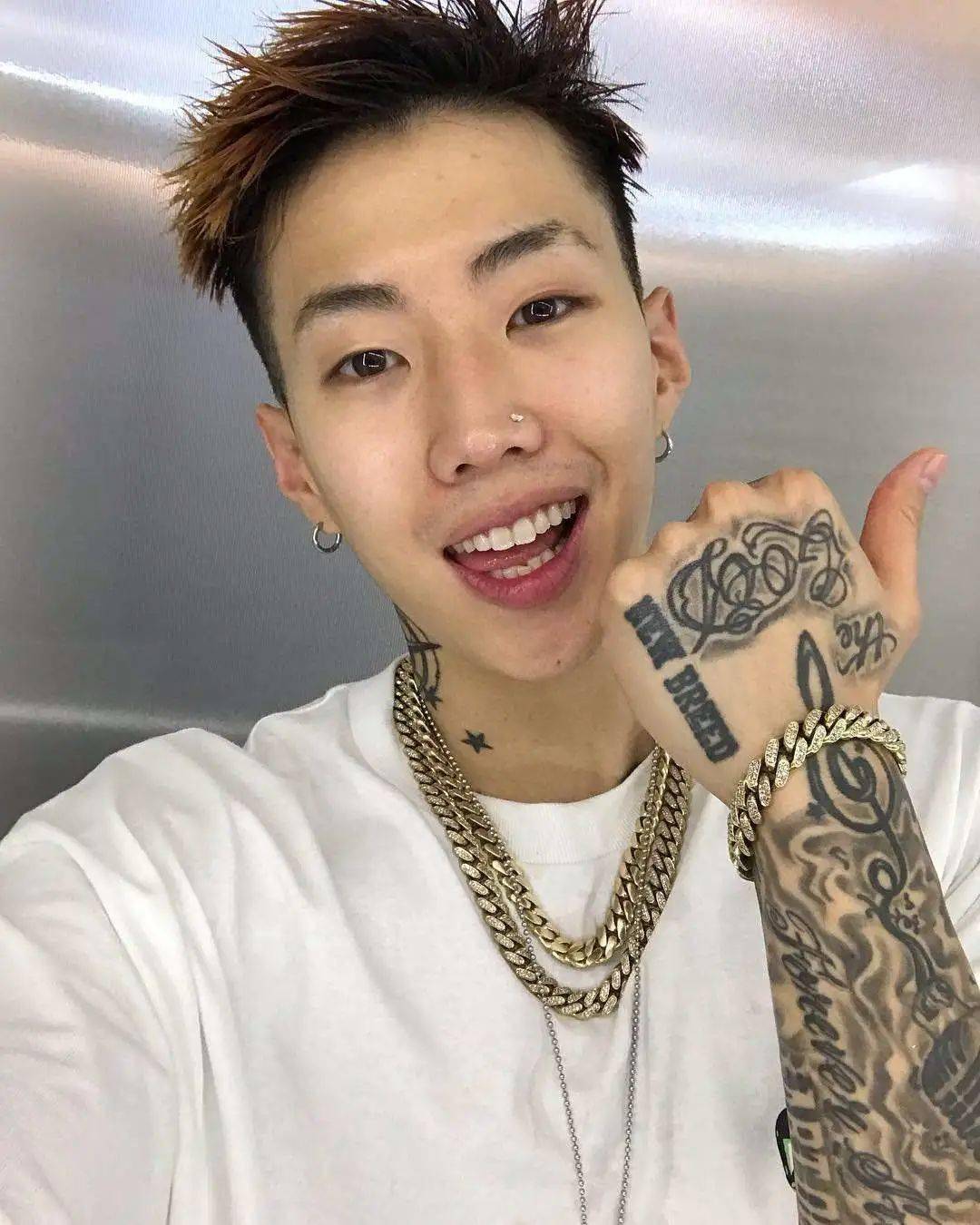 rapper|想要成为rapstar?还不快学辣妹妆!