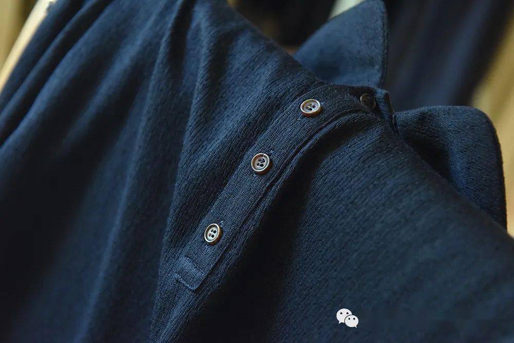 字母|福利 | 初秋原货精品：MM字母T恤，大牌条纹针织衫，V家POLO衫