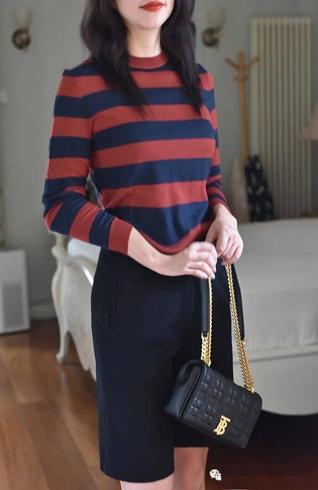 字母|福利 | 初秋原货精品：MM字母T恤，大牌条纹针织衫，V家POLO衫