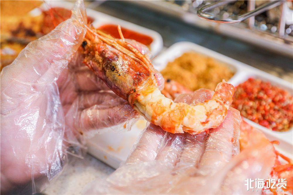 韩缘|69.9元抢！价值150元「韩缘烧烤城」自动烧烤套餐！30荤串+10素串+烧烤伴侣+锡纸金针菇+凉菜+饮品！