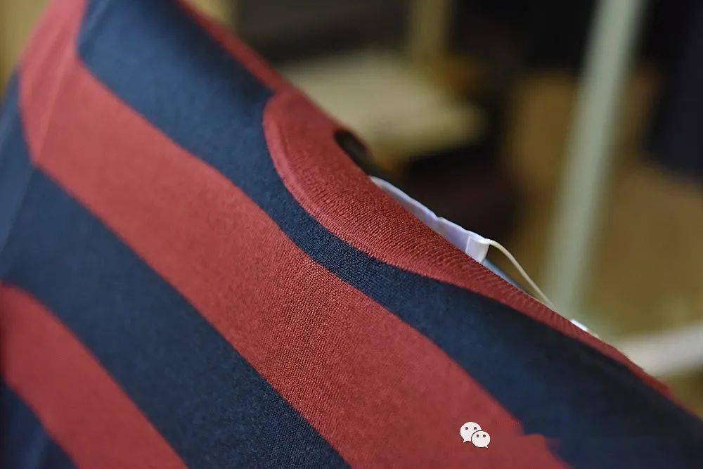 字母|福利 | 初秋原货精品：MM字母T恤，大牌条纹针织衫，V家POLO衫