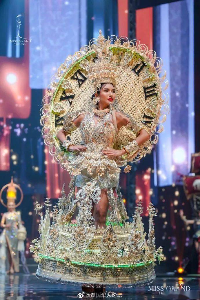 姐姐|泰国小姐选美比赛，佳丽们的照片看着怎么有点好笑......