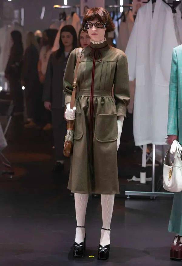 Michele|去秀场后台看秀？这波儿骚操作你服不服？