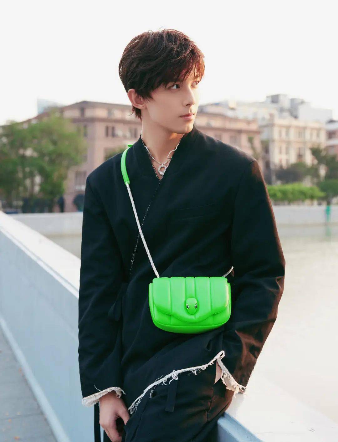 包袋|包包上新合辑,下半年流行的风向标都在这里了!