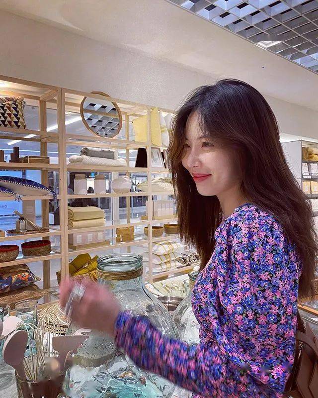 水润|《恶之花》李准基变身韩版“张东升”，女主发光美貌全靠“妆”？