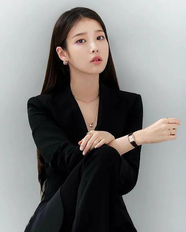 水润|《恶之花》李准基变身韩版“张东升”，女主发光美貌全靠“妆”？