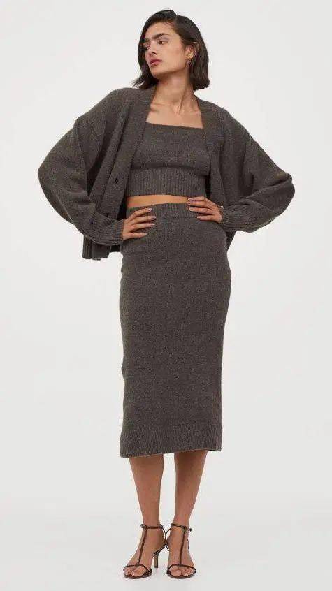 必备|秋天必备的针织,这样穿会更显气质