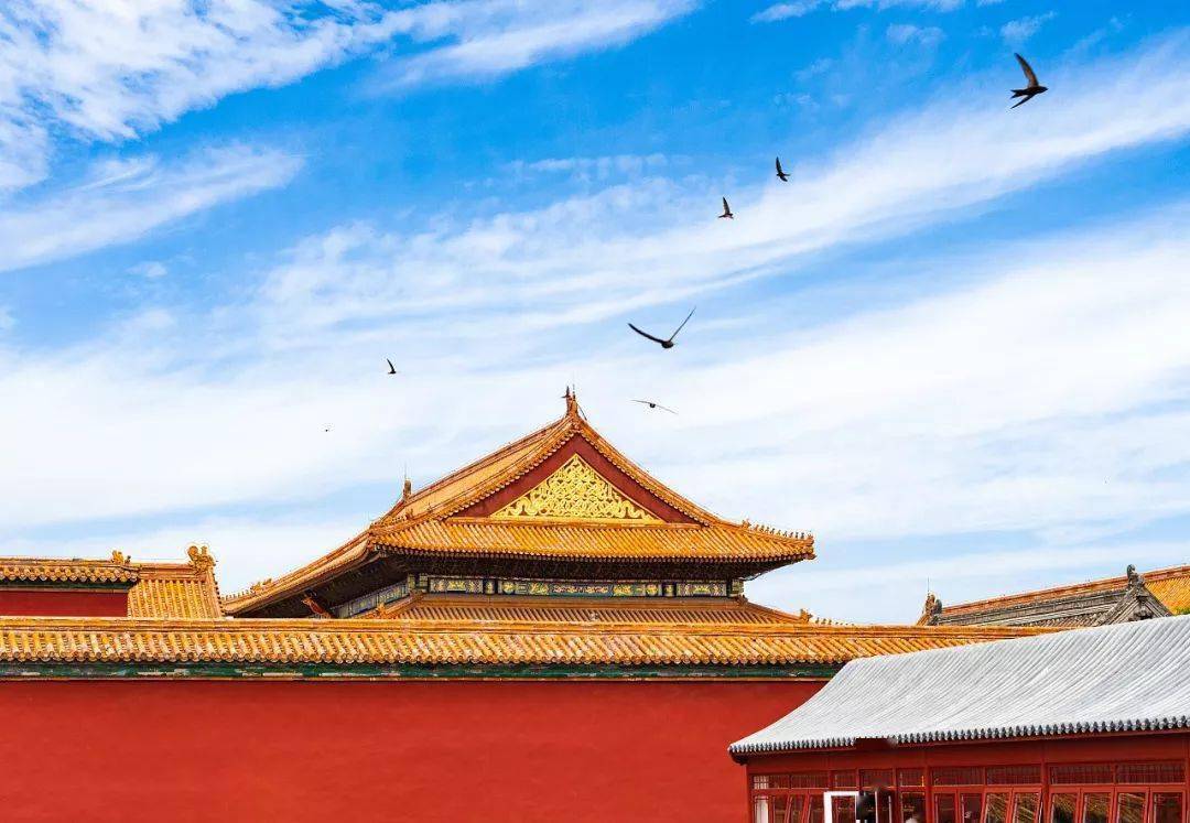 气垫|时隔一年，故宫美妆终于出新品了，美到犯规！