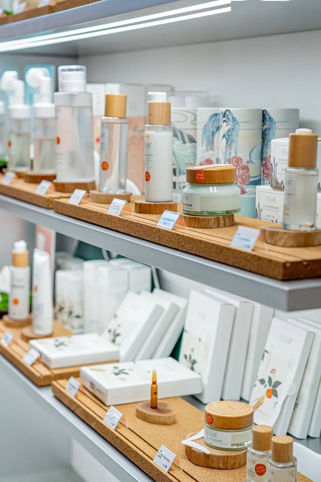 美甲|H.E.A.T喜燃强势“登陆”云门!3件7折、满399减100还送千元礼盒!