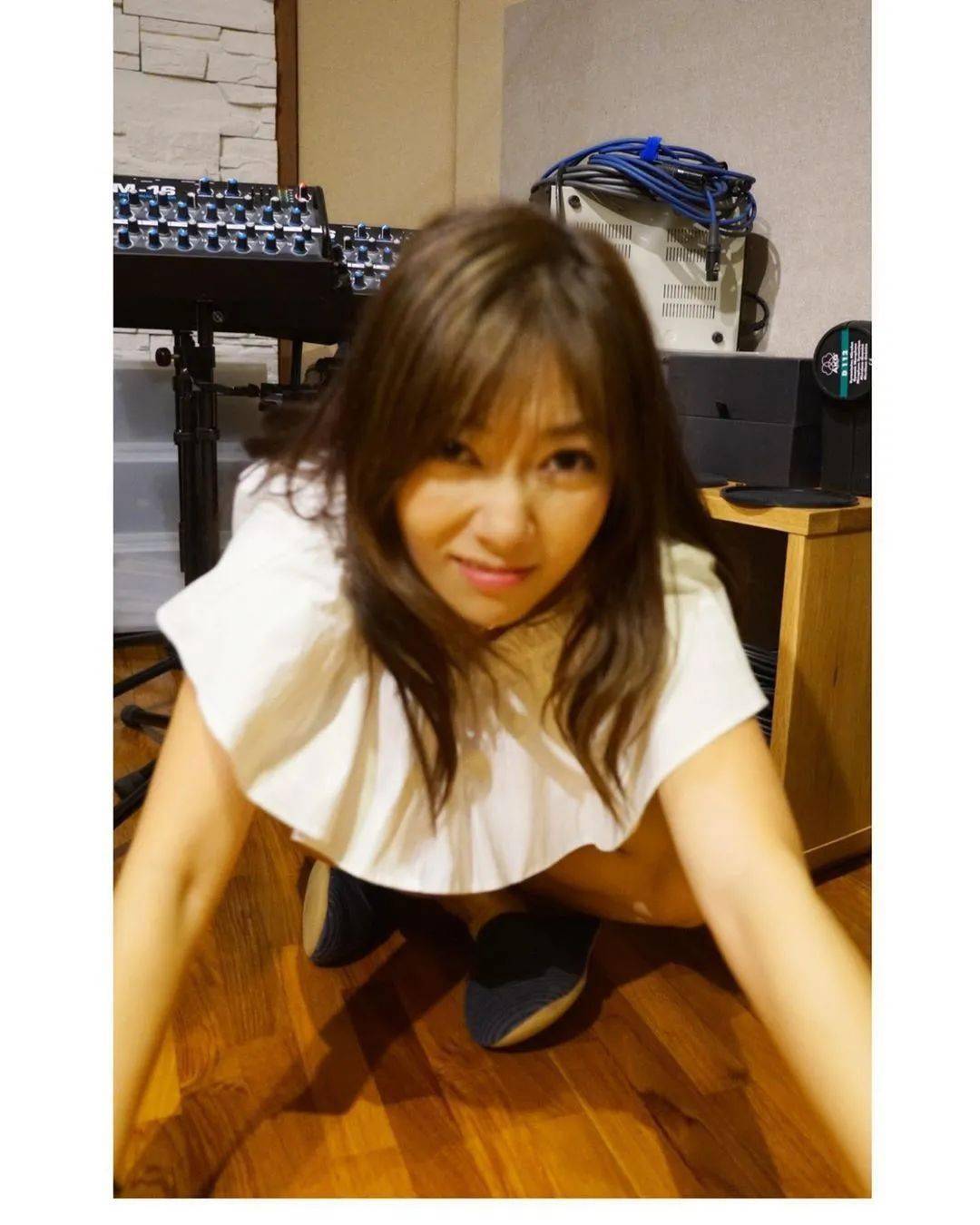 郑俊|何雁诗居然自揭当年小三真相？？咁大胆？？？